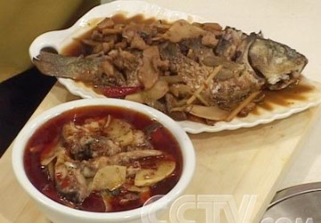红烧鲤鱼的做法（配图）