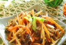芝麻肉丝炒牛蒡