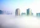 河南郑州：大雪后出现雾海奇观 如海市蜃楼