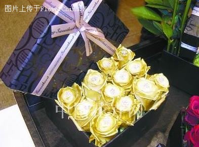 玫瑰花变换颜色  魔术玫瑰不同凡响震惊全场