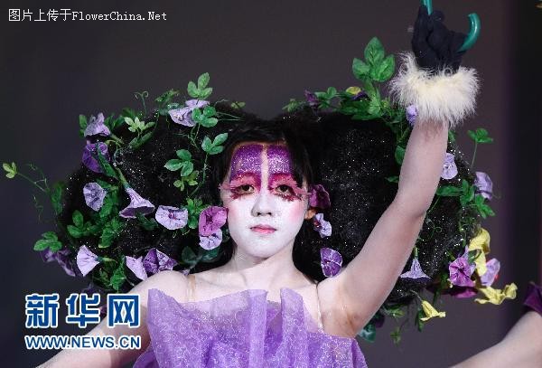 “花颜乔语”花卉主题彩妆秀在台北精彩呈现