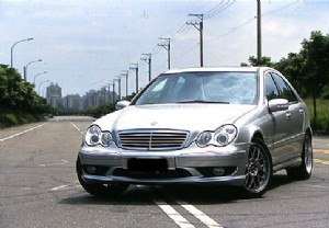 改装精品AMG C32 超级自排四门房车[图]