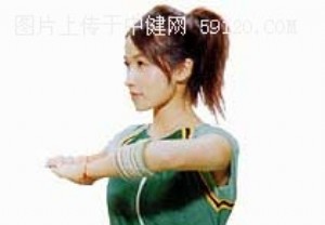 萧亚轩对汽车兴趣强烈 飙车飙到160[图]